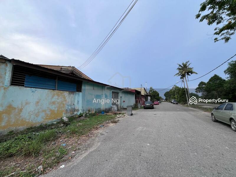 For Rent - 2 Adjoining Semi D Warehouse @ Kawasan Industri Merlimau Jasin