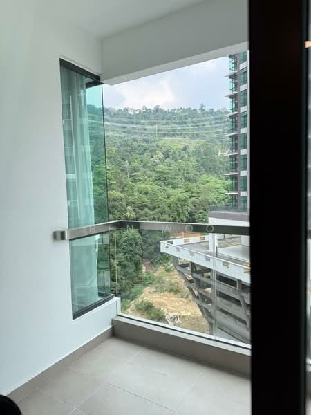 Kondominium untuk Disewa di Brezza Hill - Ben Woo - Balcony - PropertyGuru.com.my