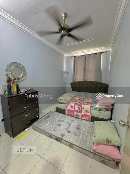 For Rent - Trifolis
