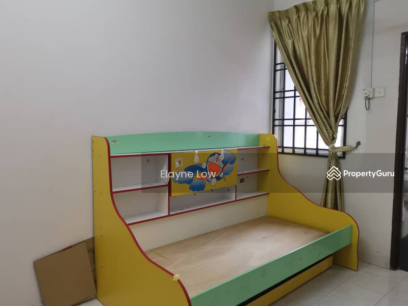 For Rent - Terrace house at Sri Pulai Perdana 2