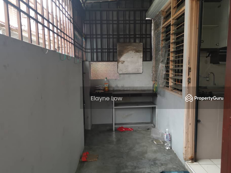 For Rent - Terrace house at Sri Pulai Perdana 2