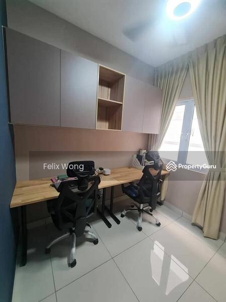 Untuk Disewa - Koi Suites