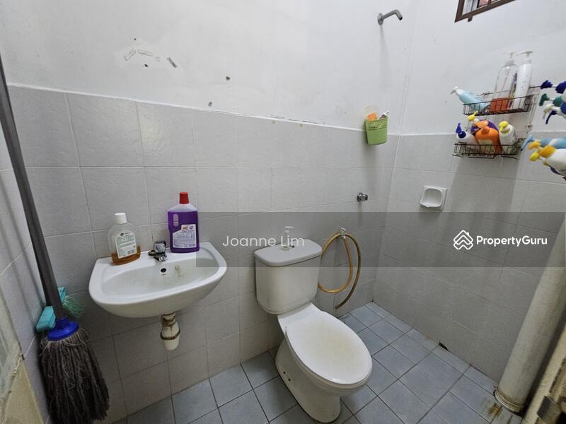 Rumah Teres 2 Tingkat untuk Dijual di Taman Tasik Utama (Bukit Katil) - Joanne Lim - PropertyGuru.com.my