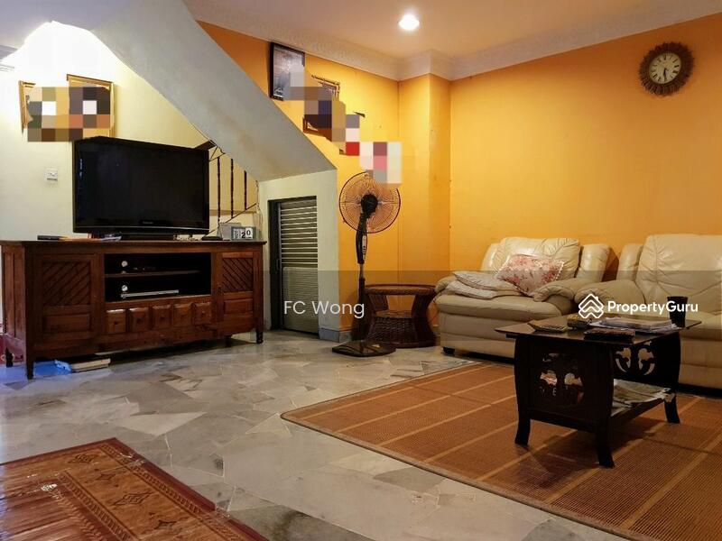 Untuk Dijual - Terrace house at Taman Sri Manja