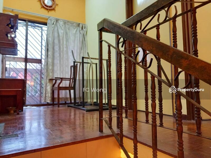 Untuk Dijual - Terrace house at Taman Sri Manja