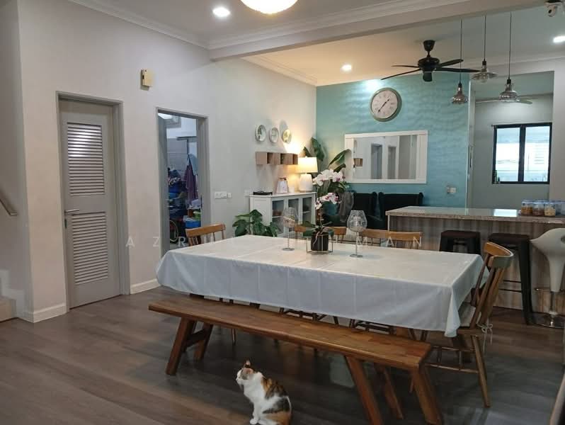 Rumah Berkembar untuk Dijual di S2 Heights (Seremban 2) - Azrul Othman - Dining Room - PropertyGuru.com.my