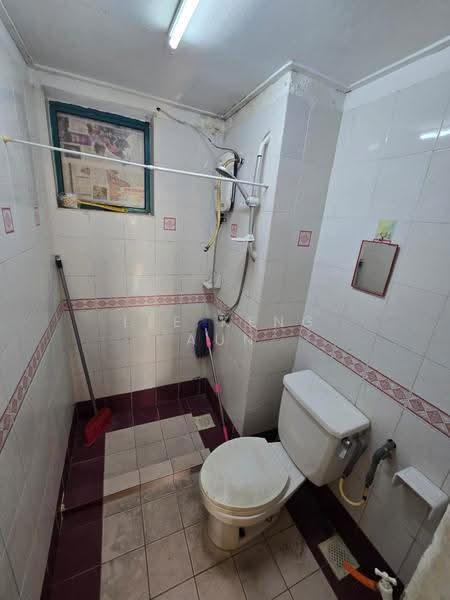 Kondominium untuk Disewa di BBK Condominium - Lee Keng Aun - Bathroom - PropertyGuru.com.my