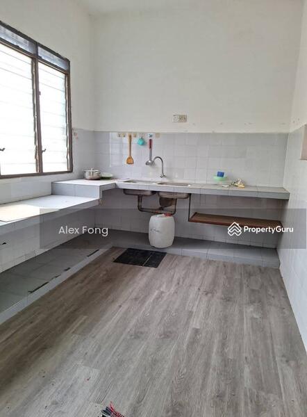 For Rent - Bercham