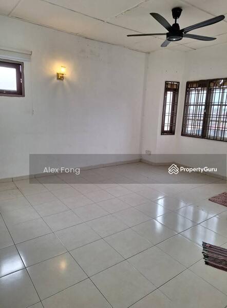 For Rent - Bercham