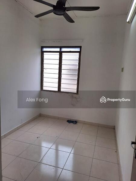 For Rent - Bercham