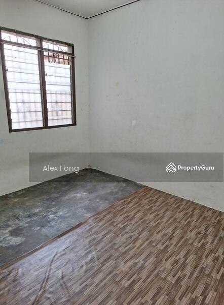 Untuk Dijual - Bercham