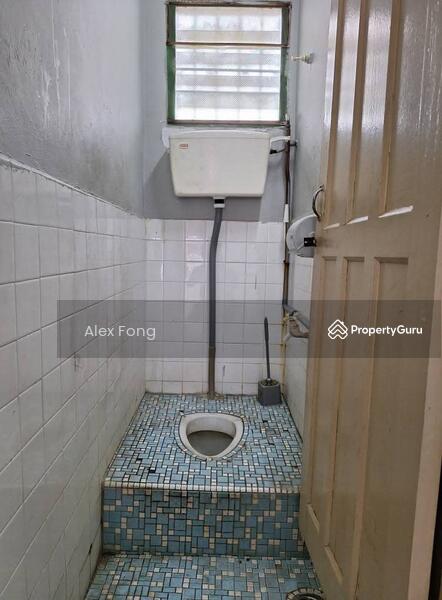 Untuk Dijual - Bercham