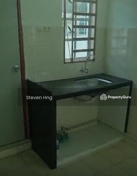 For Rent - Single Storey Bungalow House Unfurnished Solok Rajawali Bayan Lepas