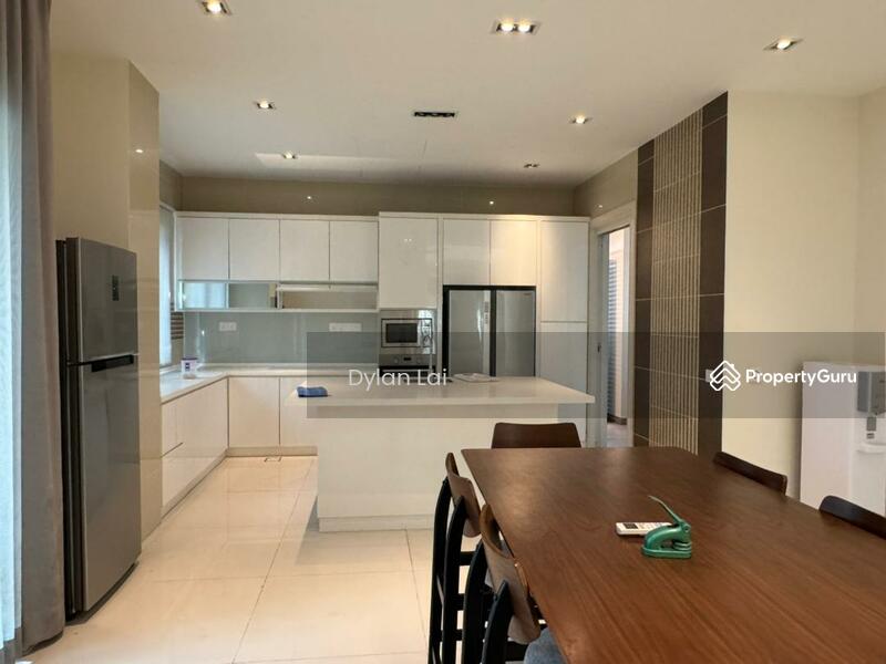 Untuk Dijual - Beethoven, Symphony Hills