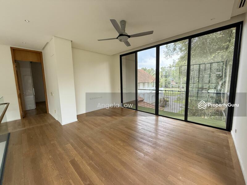 Level 2 living room