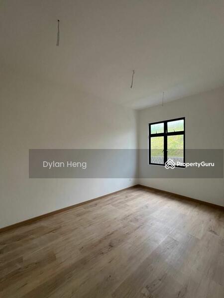 Untuk Disewa - Terrace house at Taman Bukit Kaze