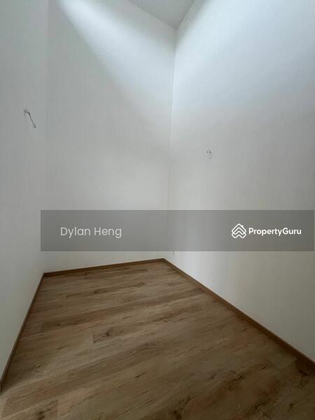 Untuk Disewa - Terrace house at Taman Bukit Kaze