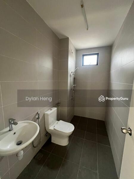 Untuk Disewa - Terrace house at Taman Bukit Kaze