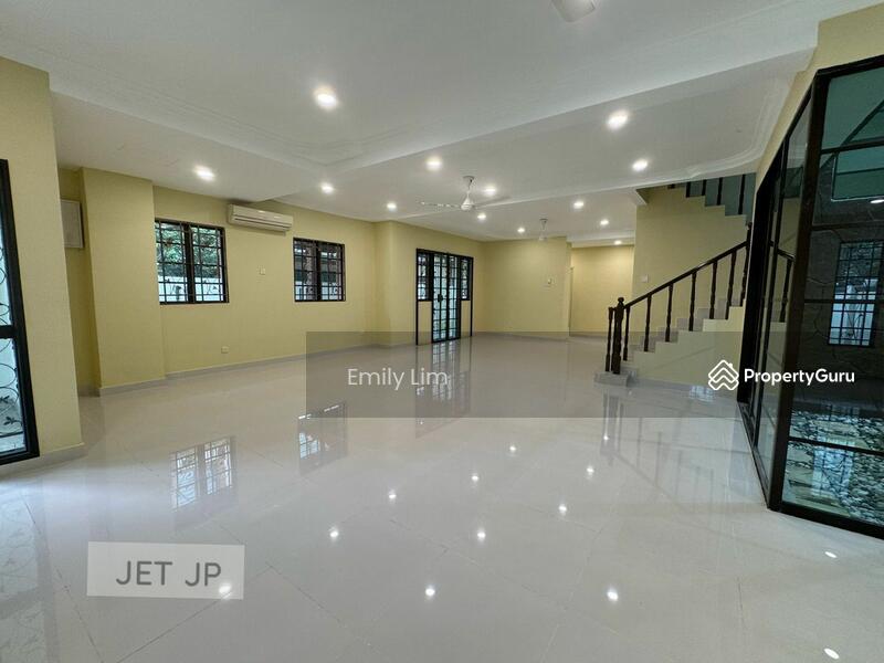 Untuk Dijual - Semi-D house at Bandar Bukit Tinggi 2