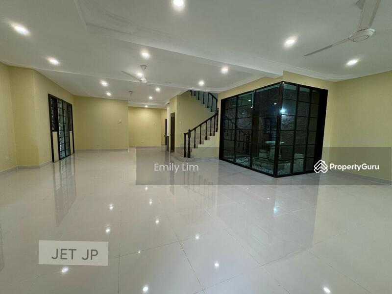 Untuk Dijual - Semi-D house at Bandar Bukit Tinggi 2