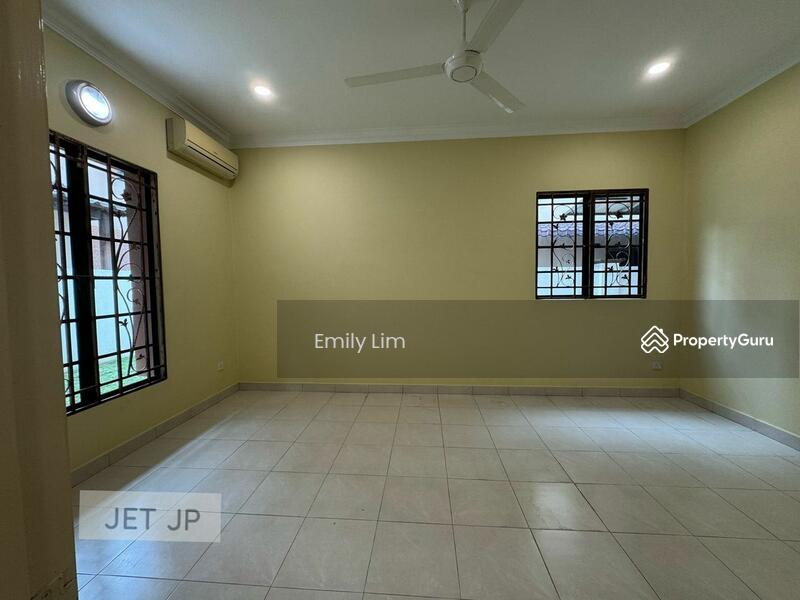Untuk Dijual - Semi-D house at Bandar Bukit Tinggi 2