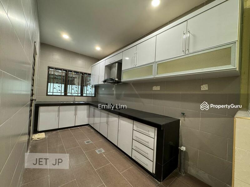 Untuk Dijual - Semi-D house at Bandar Bukit Tinggi 2