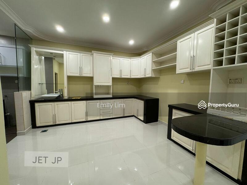 Untuk Dijual - Semi-D house at Bandar Bukit Tinggi 2