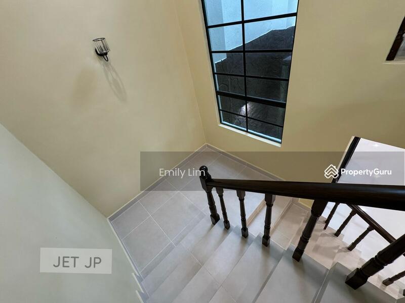 Untuk Dijual - Semi-D house at Bandar Bukit Tinggi 2