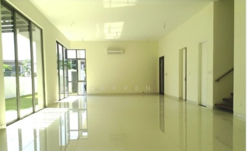 Semi-Detached House for Sale in Temasya Glenmarie (Glenmarie) - Darren Ng - Living Room - PropertyGuru.com.my