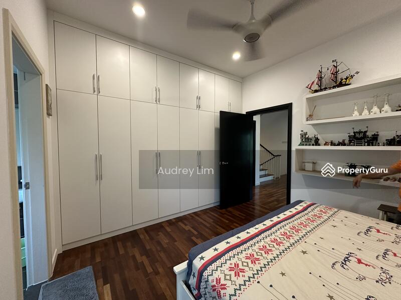 Untuk Dijual - Jade Hills