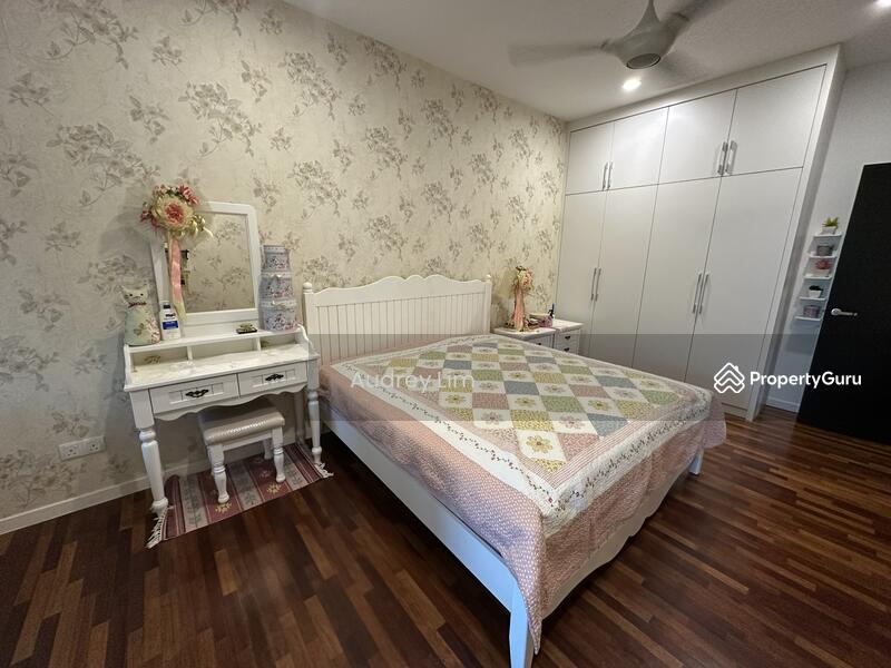 Untuk Dijual - Jade Hills
