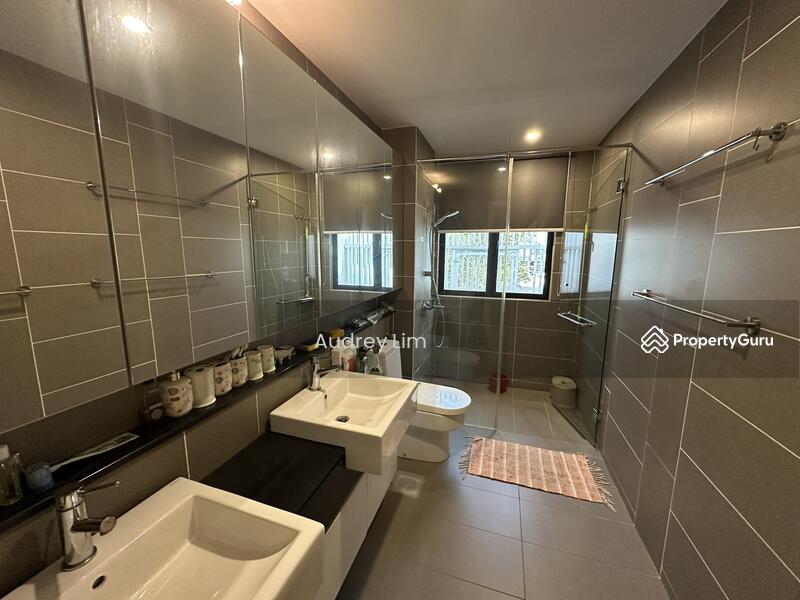 Untuk Dijual - Jade Hills