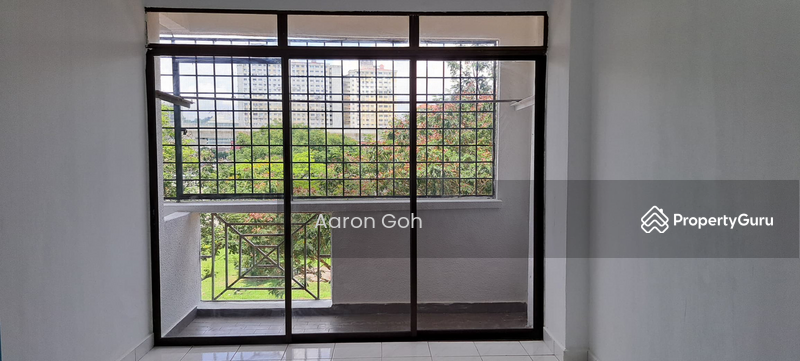 For Sale - Mutiara Serdang (Turf View)