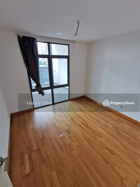 For Sale - Corner 3 Sty House 32x80 Villa Citrine Cristal Serin Cyberjaya