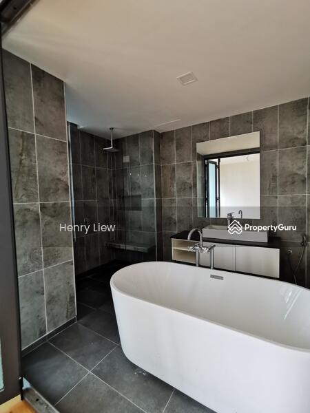 For Sale - Corner 3 Sty House 32x80 Villa Citrine Cristal Serin Cyberjaya