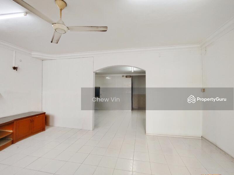 For Rent - Taman Daya - Jalan Nibong 28