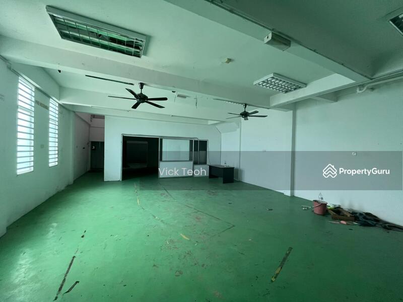 For Rent - Warehouse Factory Batu Maung Diamond Valley