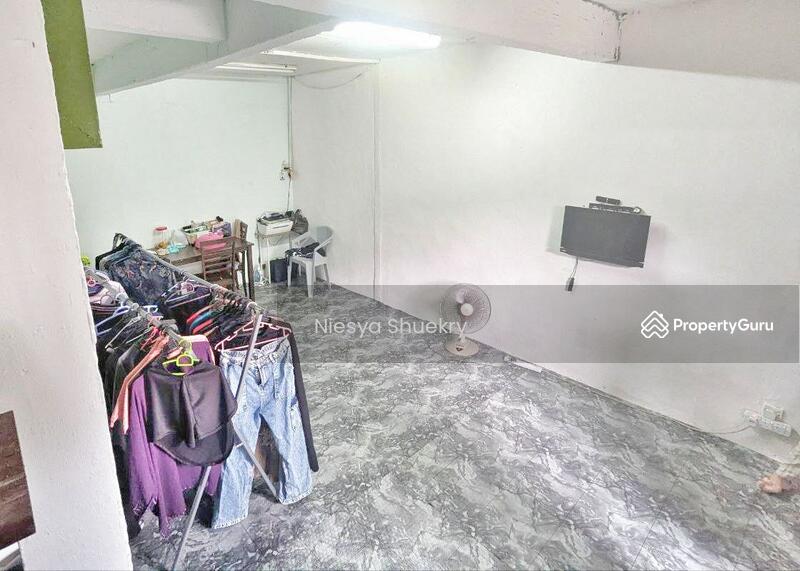 Untuk Dijual - Taman Semarak