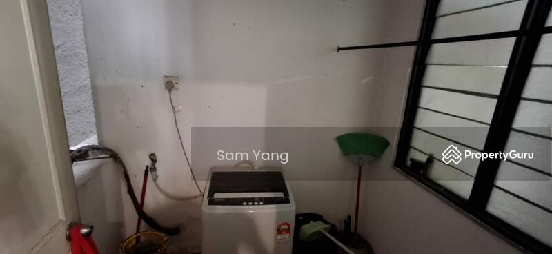 Possible wet kitchen 