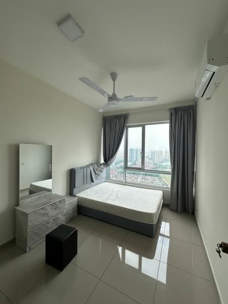 Pangsapuri untuk Disewa di Residensi Laman Sari - Elaine Yap - Bedroom - PropertyGuru.com.my
