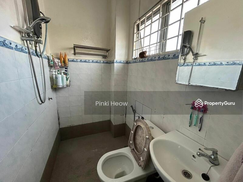 For Sale - Taman Seri Emas