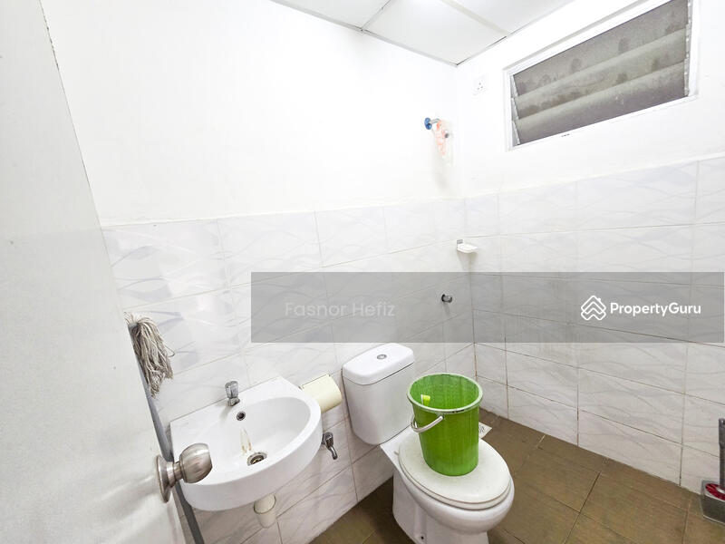 For Rent - Sentrovue