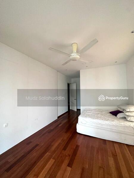 For Rent - Lakefront Villa Cyberjaya