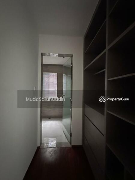 For Rent - Lakefront Villa Cyberjaya