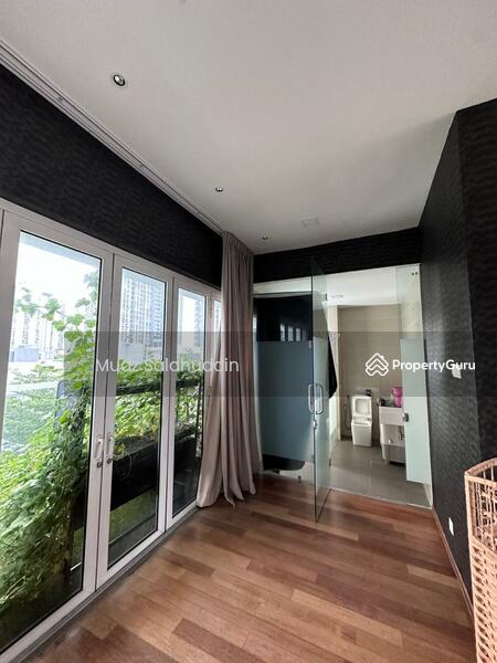 For Rent - Lakefront Villa Cyberjaya