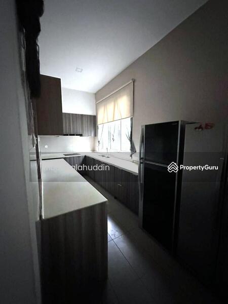 For Rent - Lakefront Villa Cyberjaya