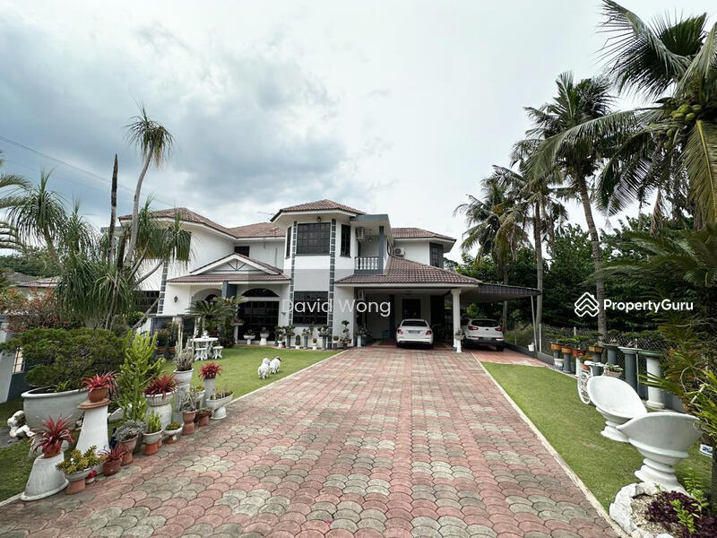 For Sale - Taman Golf