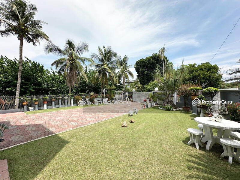 For Sale - Taman Golf