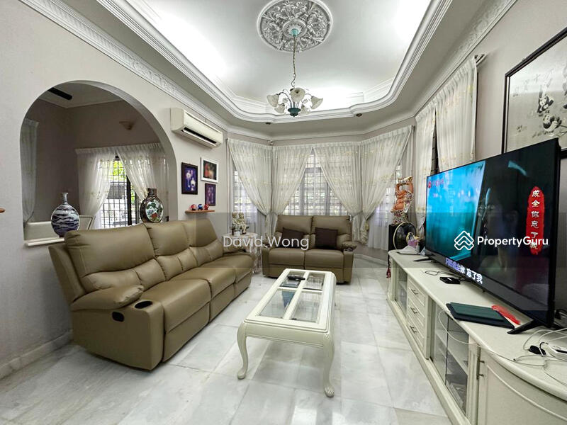 For Sale - Taman Golf