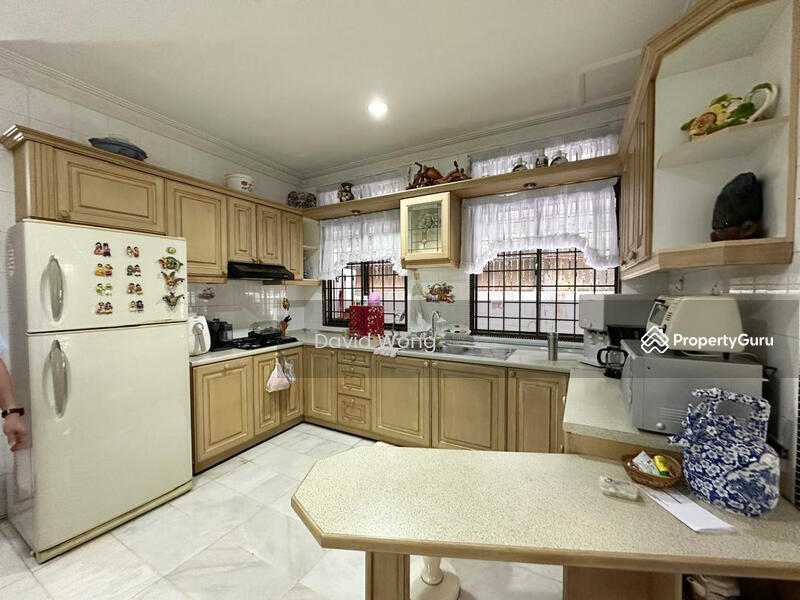 For Sale - Taman Golf